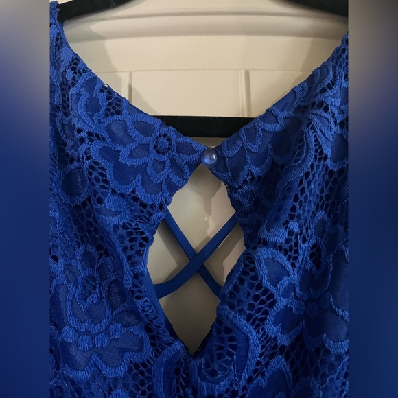 Charming Charlie Blue Floral Lace Sleeveless Shift Mini Dress - Picture 6 of 7